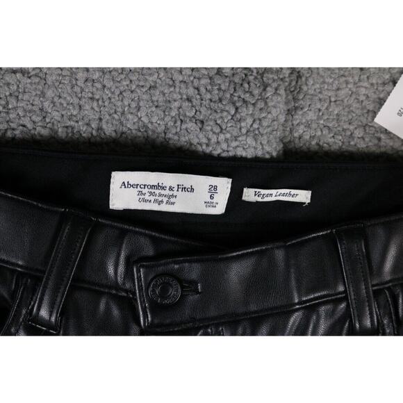 New Abercrombie Fitch 90's Straight Ultra High Rise 6 Black Faux Leather Pants - Picture 4 of 8